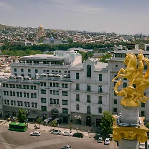 Otel Monograph Freedom Square