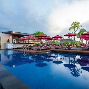 Sevn 4*, Legian Indonésie